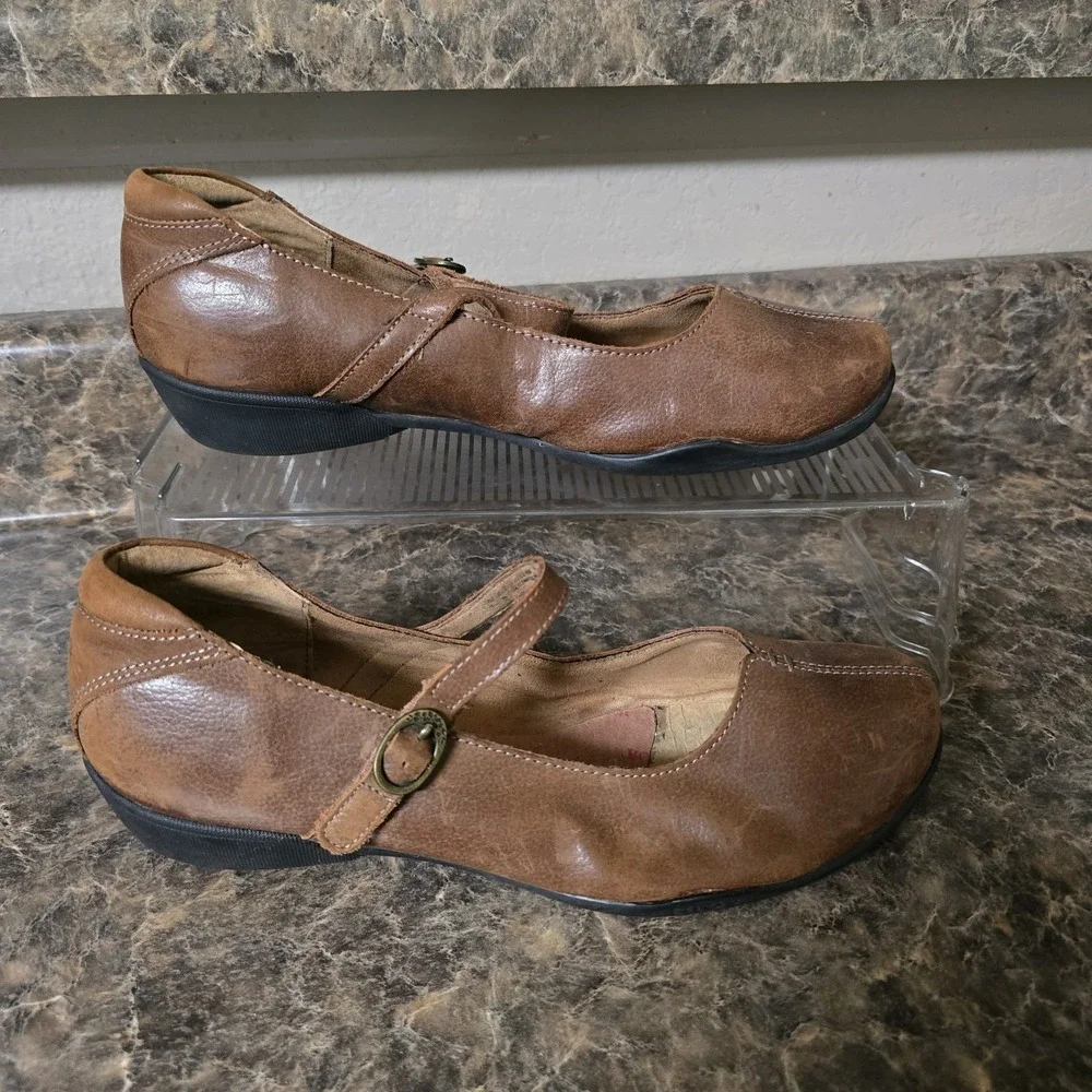 Taos Footwear taos women